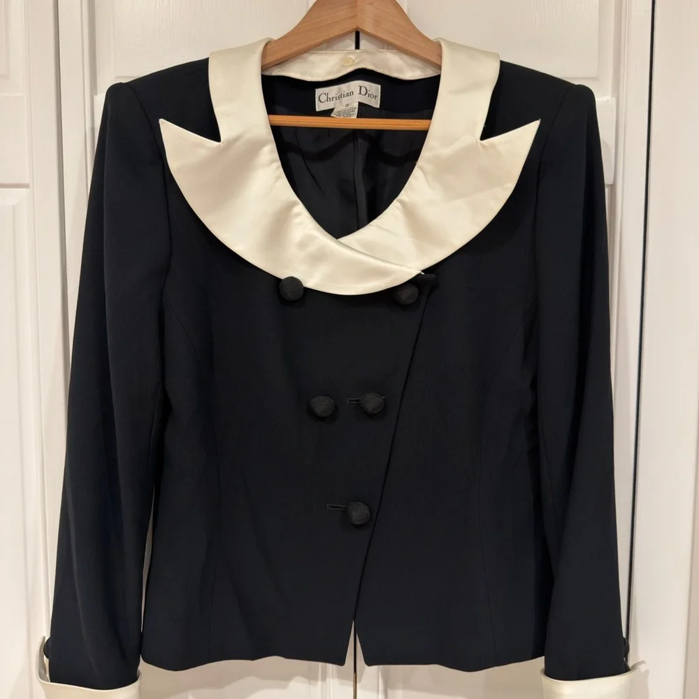 Dior Women's Black Blazer with Cream Collar